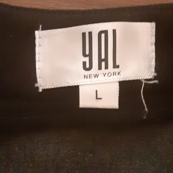 YAL black and grey skirt - Picture 2 of 5